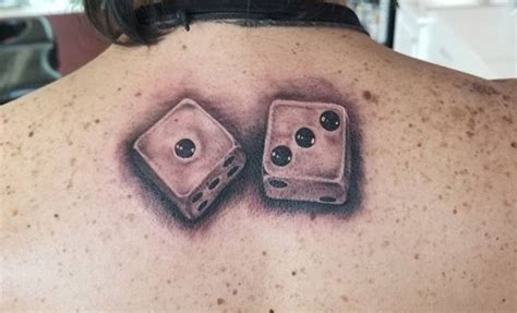 Qué significan los tatuajes de dados